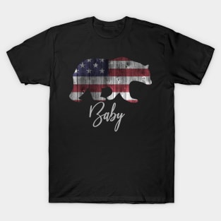 Baby Bear 4th of july flag american T-Shirt